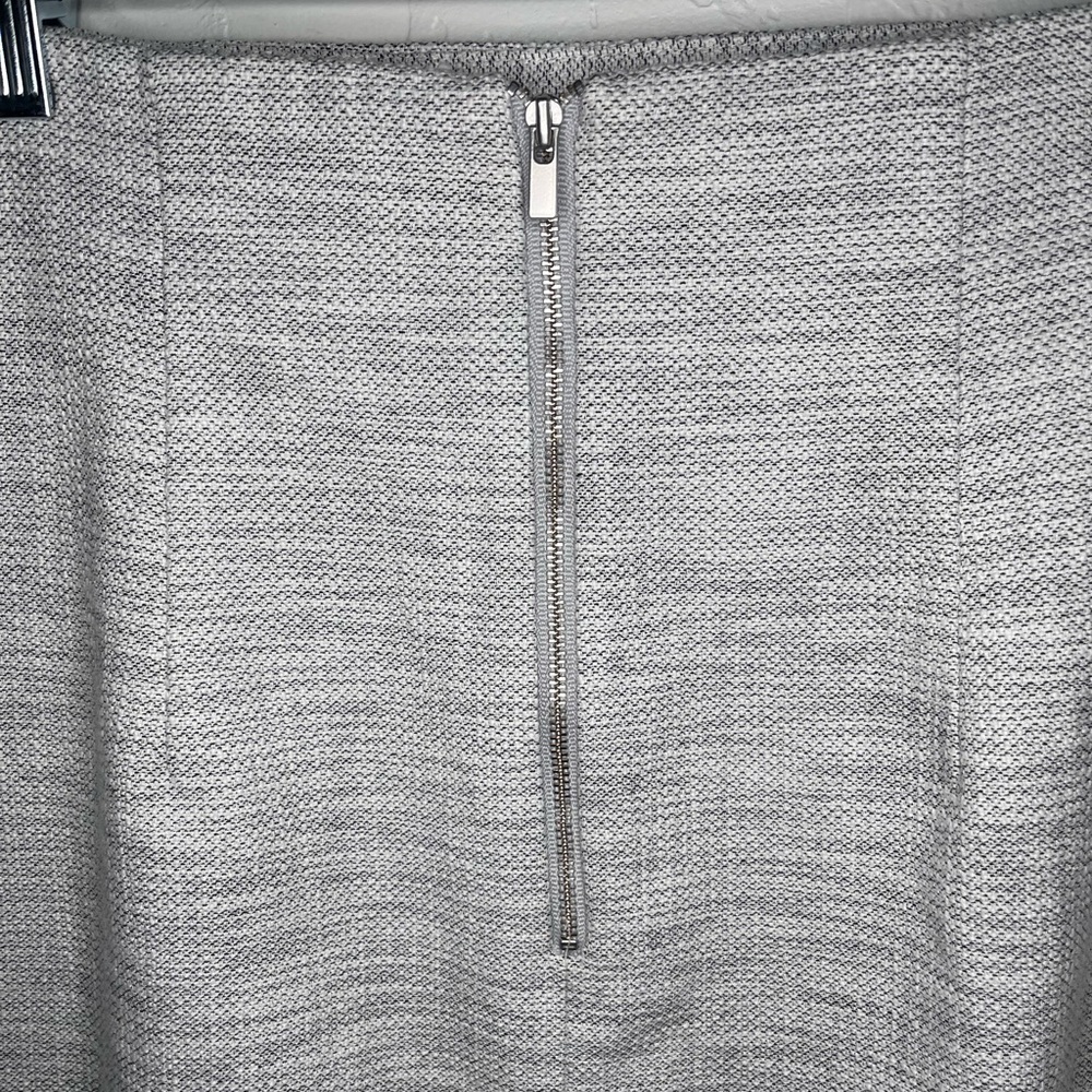 Banana Republic Pale Gray Herringbone Pencil Straight Skirt Women’s Size 10 - Picture 4 of 7